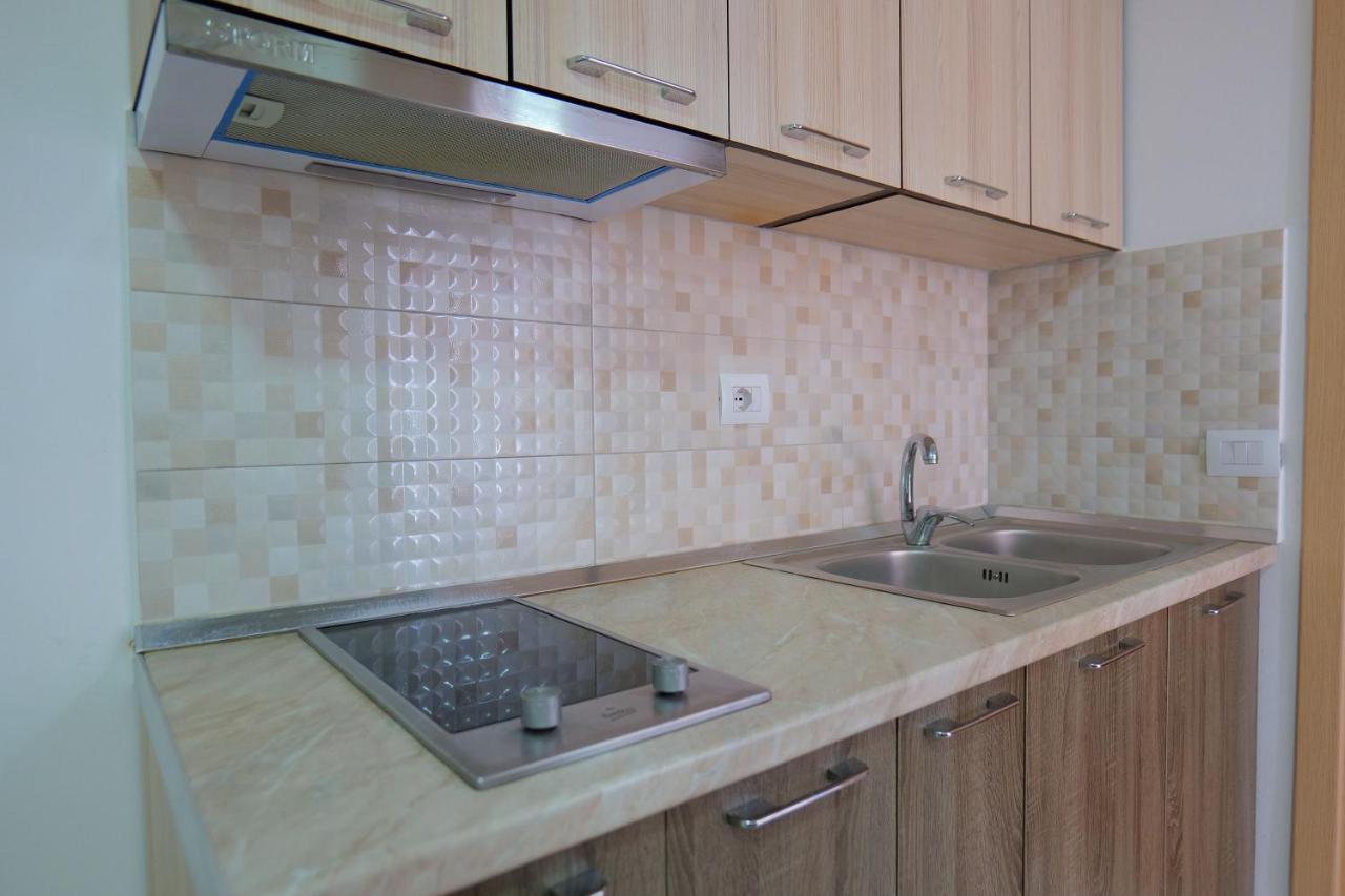Almare Apartments Vlora Kültér fotó