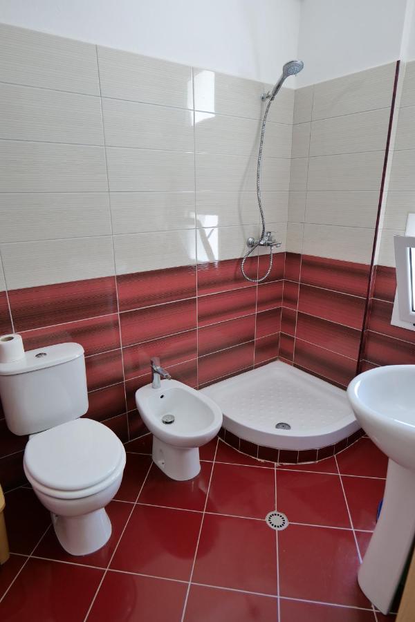 Almare Apartments Vlora Kültér fotó